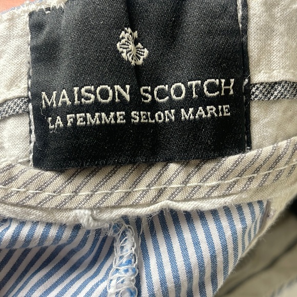 Maison Scott Blue and White Shorts NWOT - Picture 4 of 7